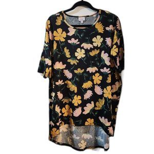 LuLaRoe floral top size Medium